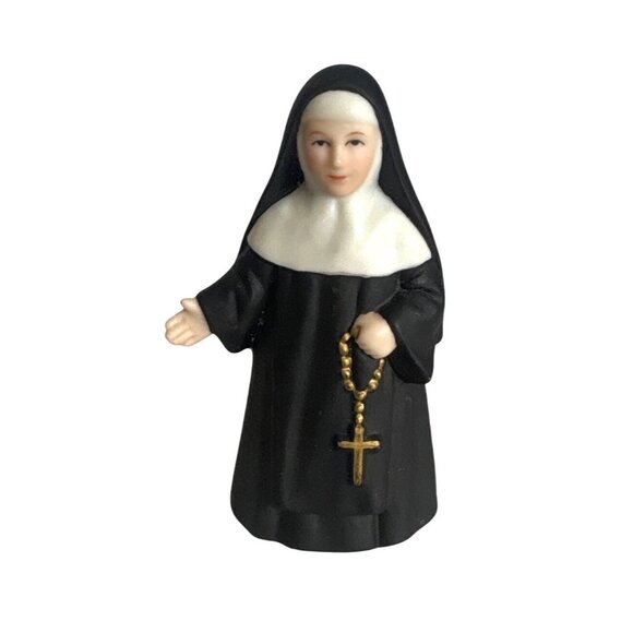 VTG Lefton Nun Figurine 1993 GZL 00966 Catholic Religious Rosary Collectible - Picture 1 of 6